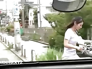 Japanese wife wedged open-air
